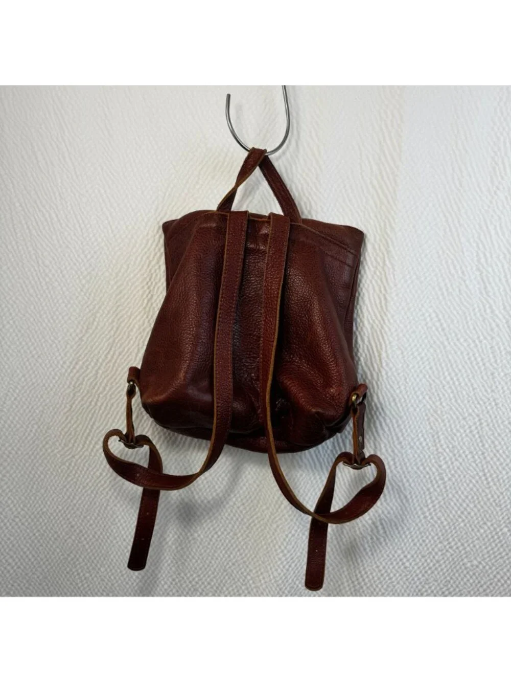 Portland Leather Goods Classic Nutmeg Leather Backpack With Gold Zippers - Picture 6 of 11